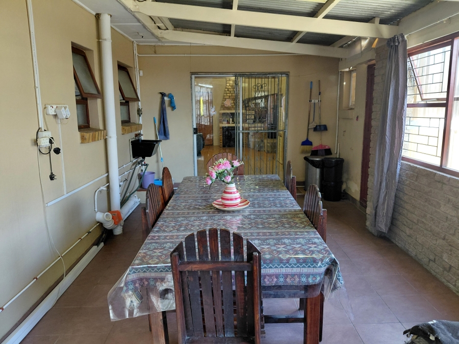 4 Bedroom Property for Sale in Heuwelkruin Eastern Cape